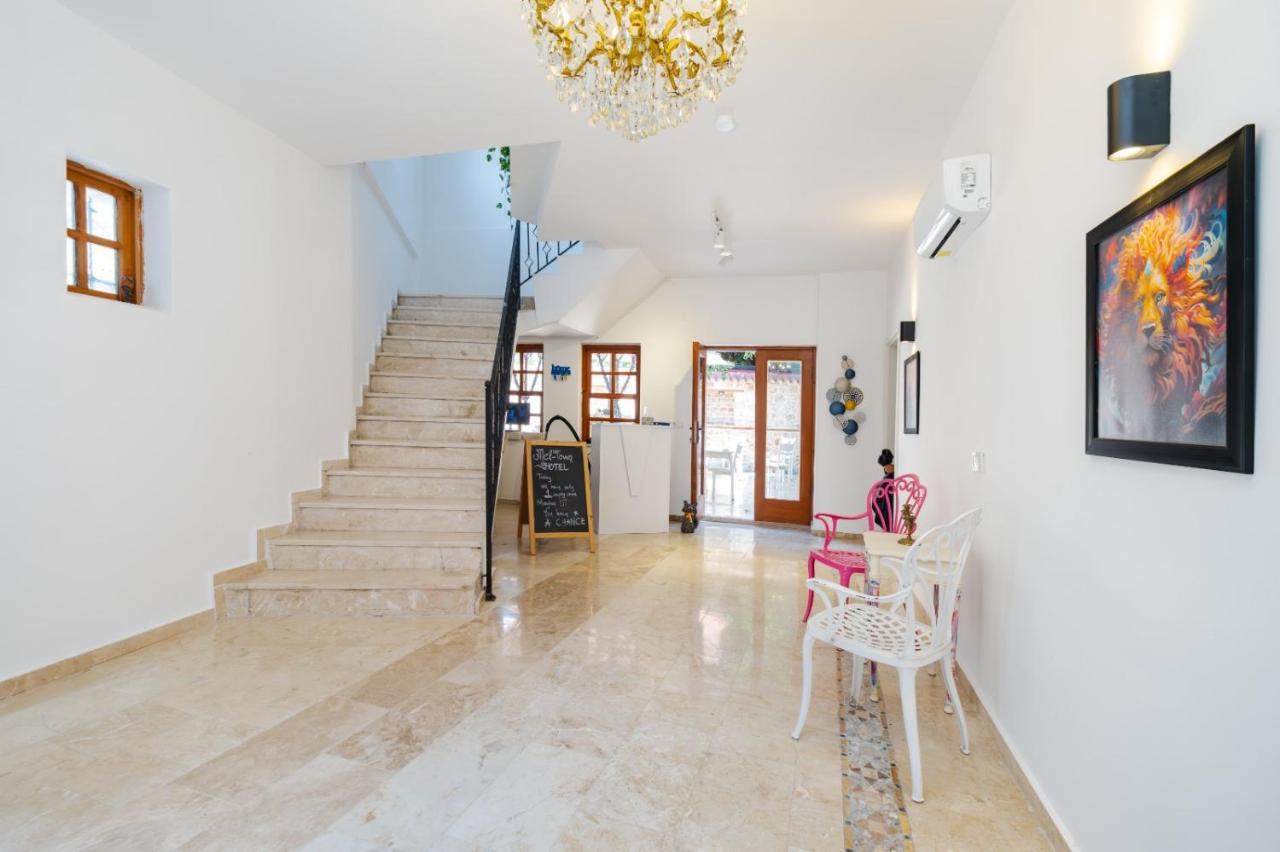 Mel Town Bed & Breakfast Antalya Ngoại thất bức ảnh