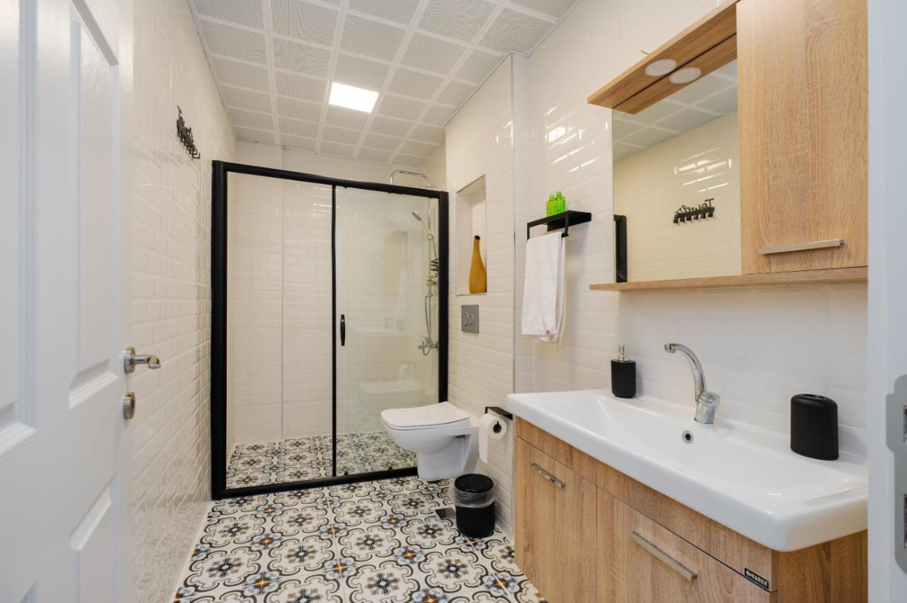 Mel Town Bed & Breakfast Antalya Ngoại thất bức ảnh